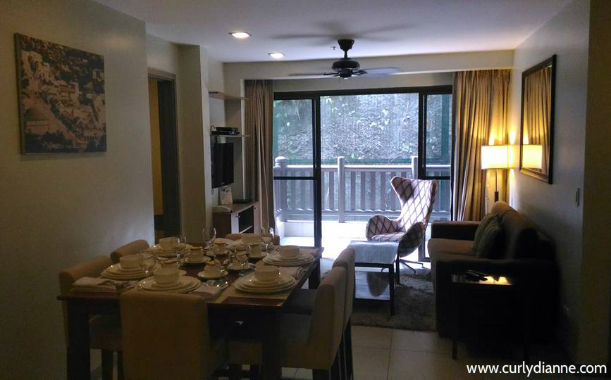 Azalea Residences room