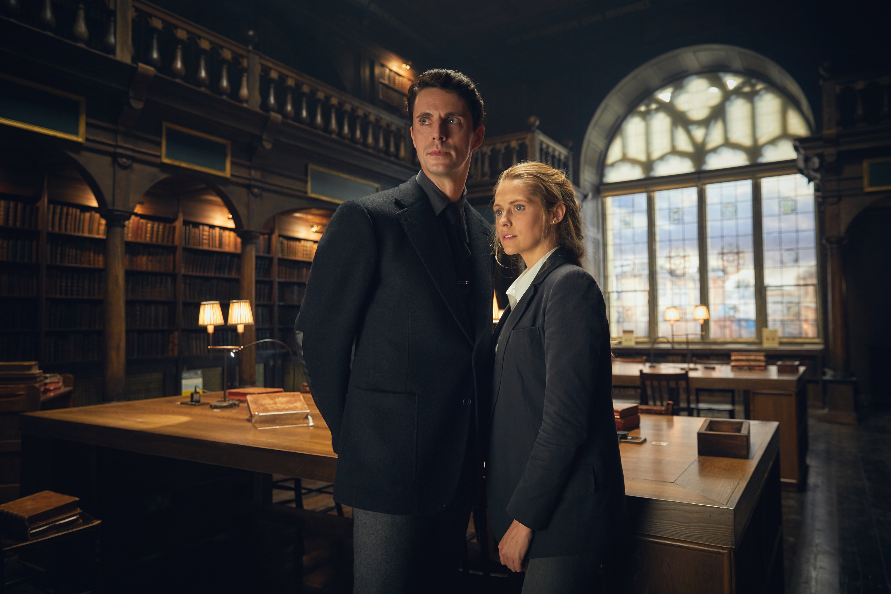 A Discovery of Witches - Series 01 First Look Matthew Goode as Matthew Clairmont and Teresa Palmer as Diana Bishop.